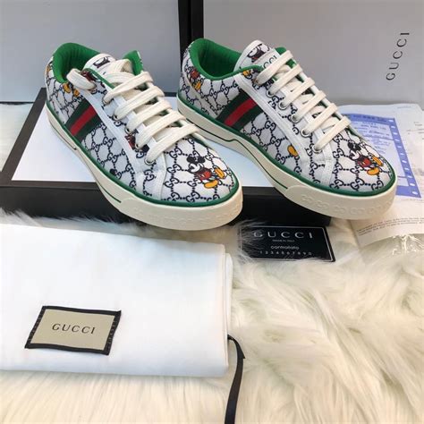 scarpe da ginnastica di gucci|Sneaker Firmate Donna: Sneaker di Lusso .